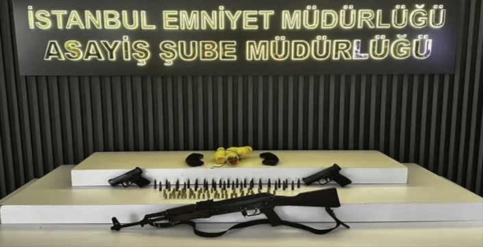 Eyüpsultan Göktürk'te motosiklette uzun namlulu silah ve el yapımı bomba ele geçirildi